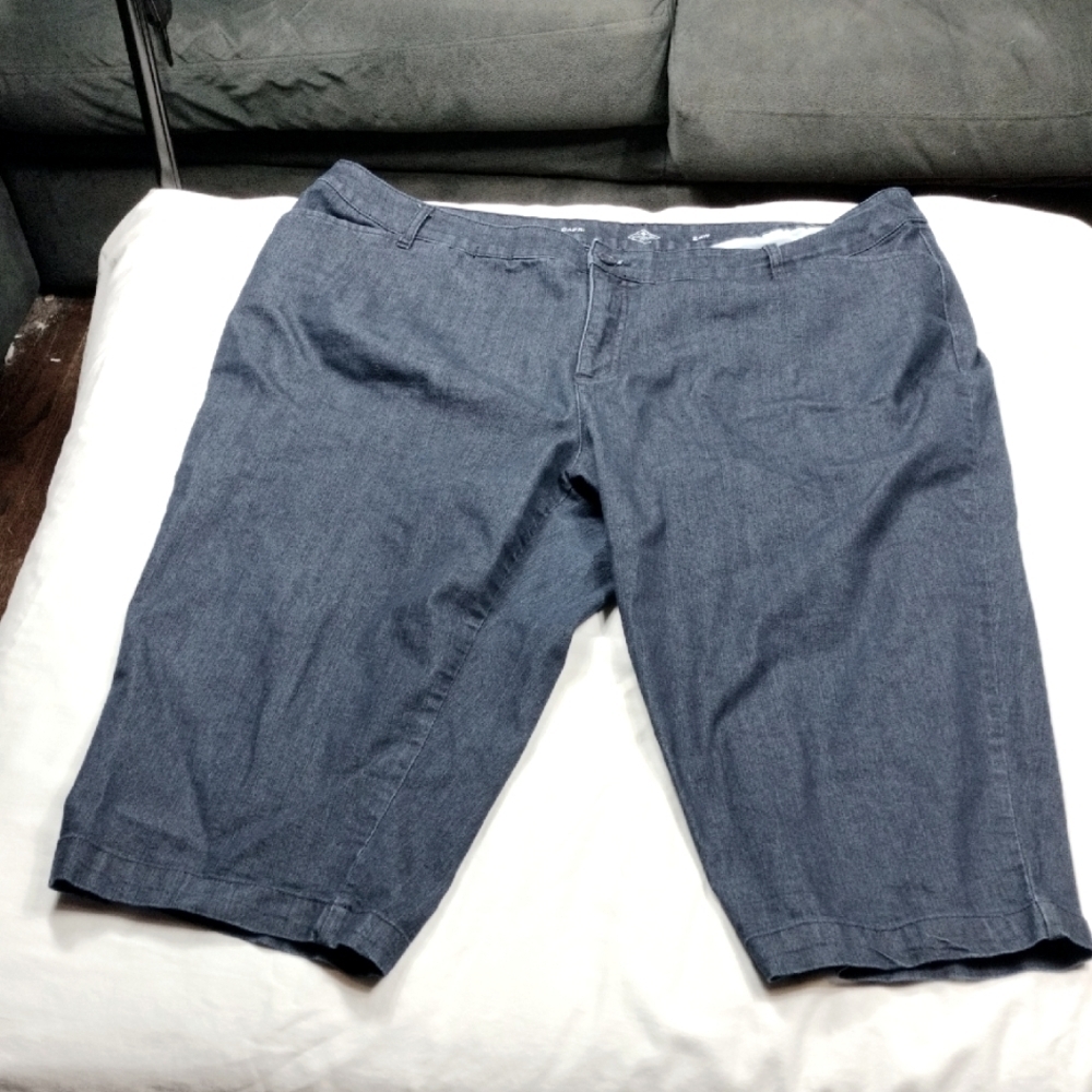 St. John's Bay Blue Jean Capris Size 24W